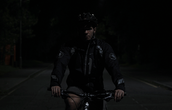 Endura Luminite II is a bright mid-range cycling jacket